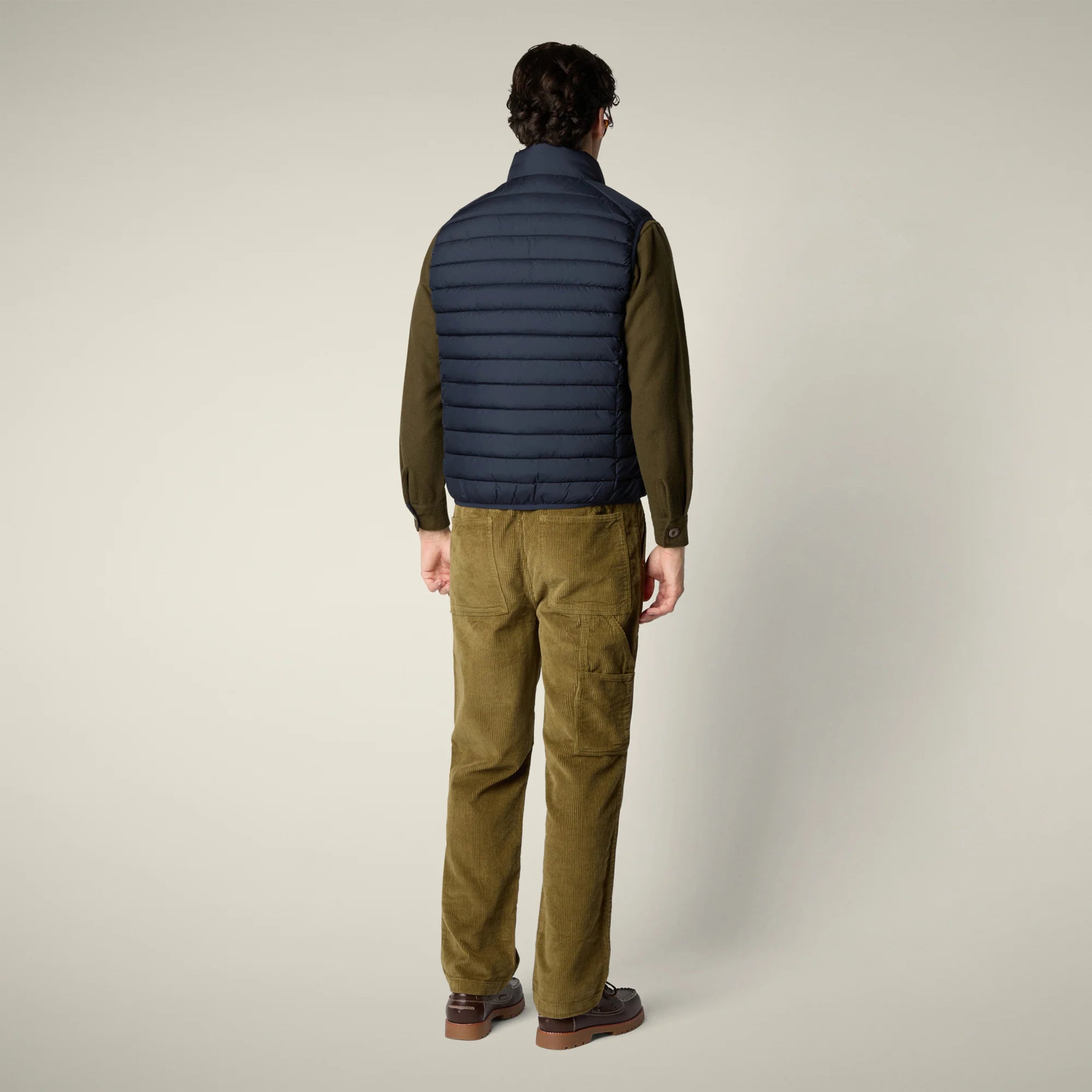 Rhus Vest M