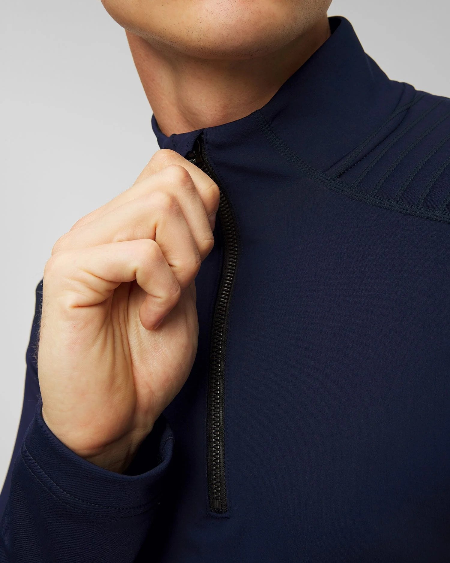 Descente Piccard T-Neck Shirt Men dnt.
