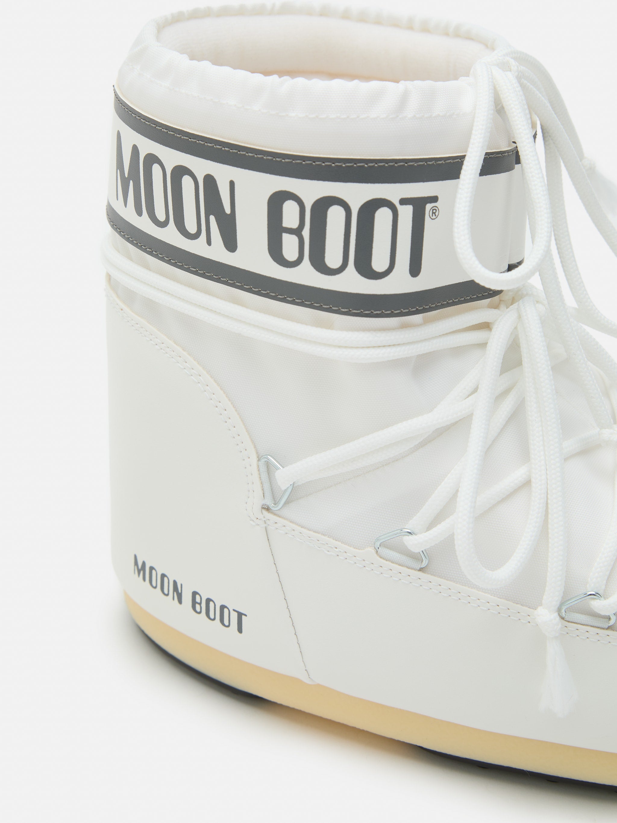 Icon Low Nylon