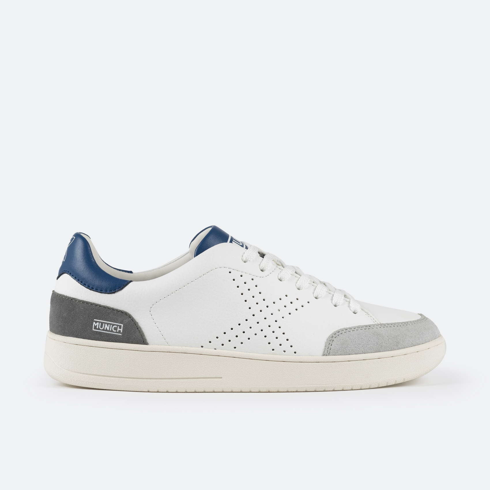 X-Court M