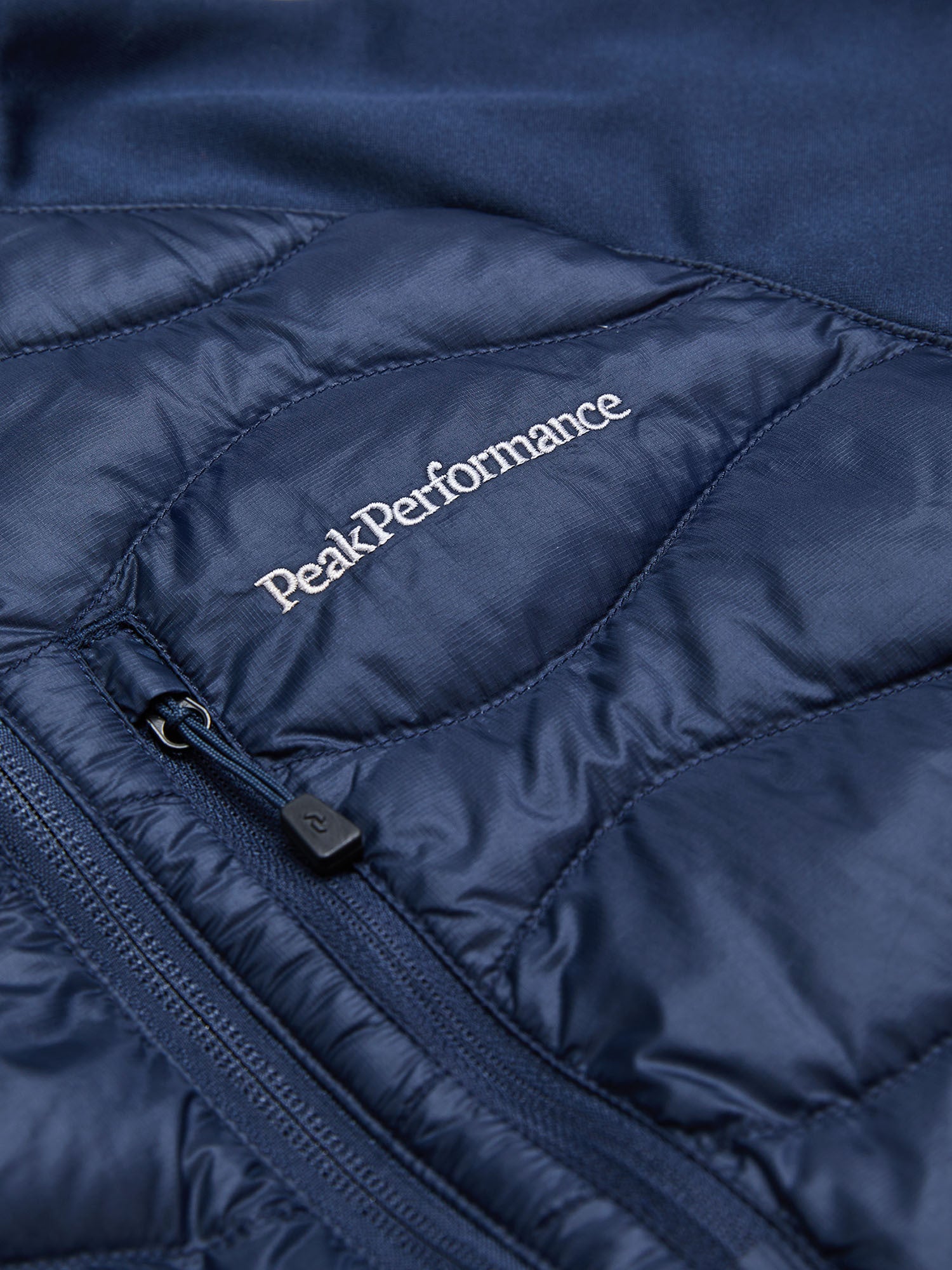 Helium Down Hybrid Hood Wmn