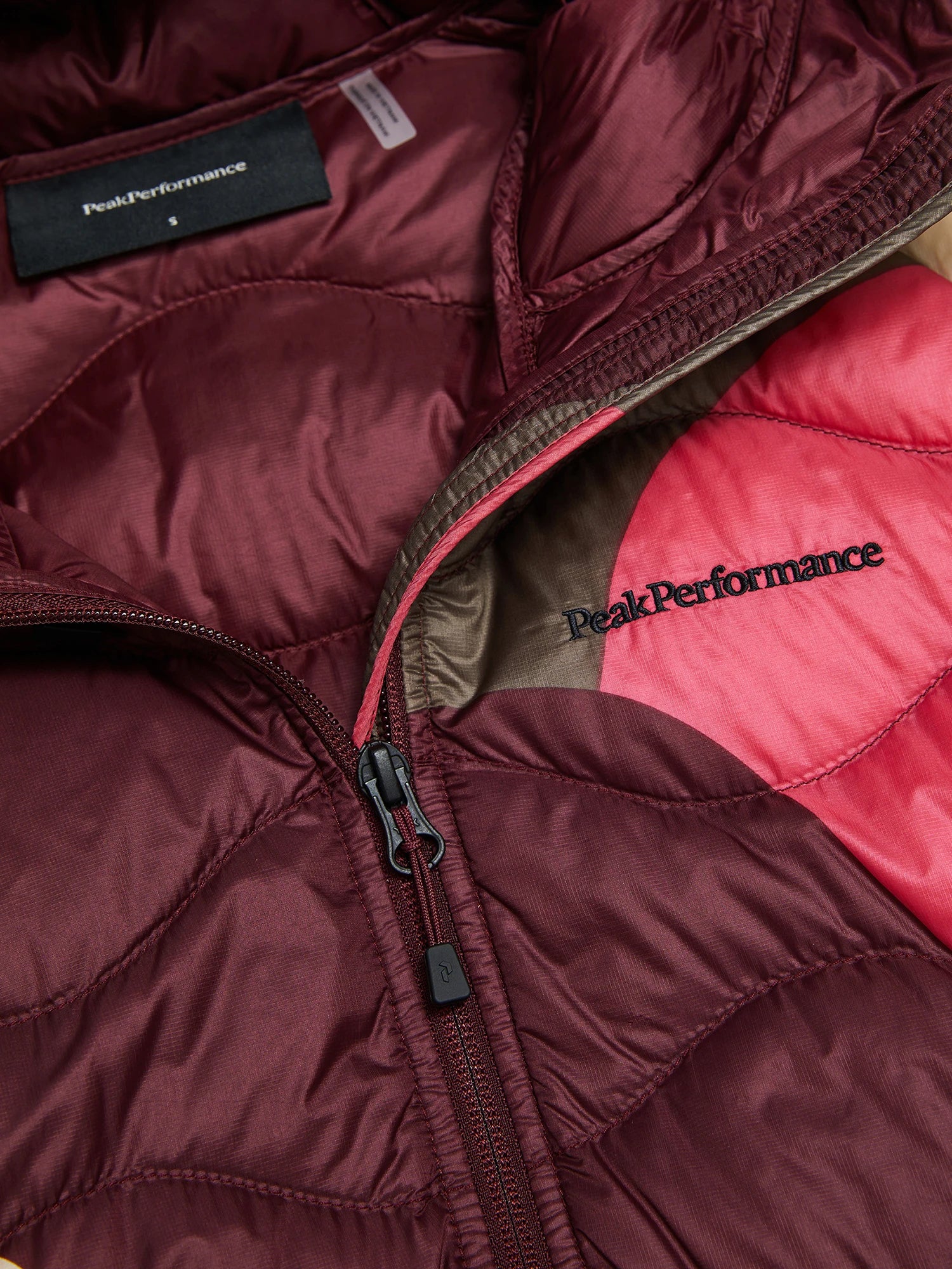 Helium Aop Down Hood Jacket Wmn